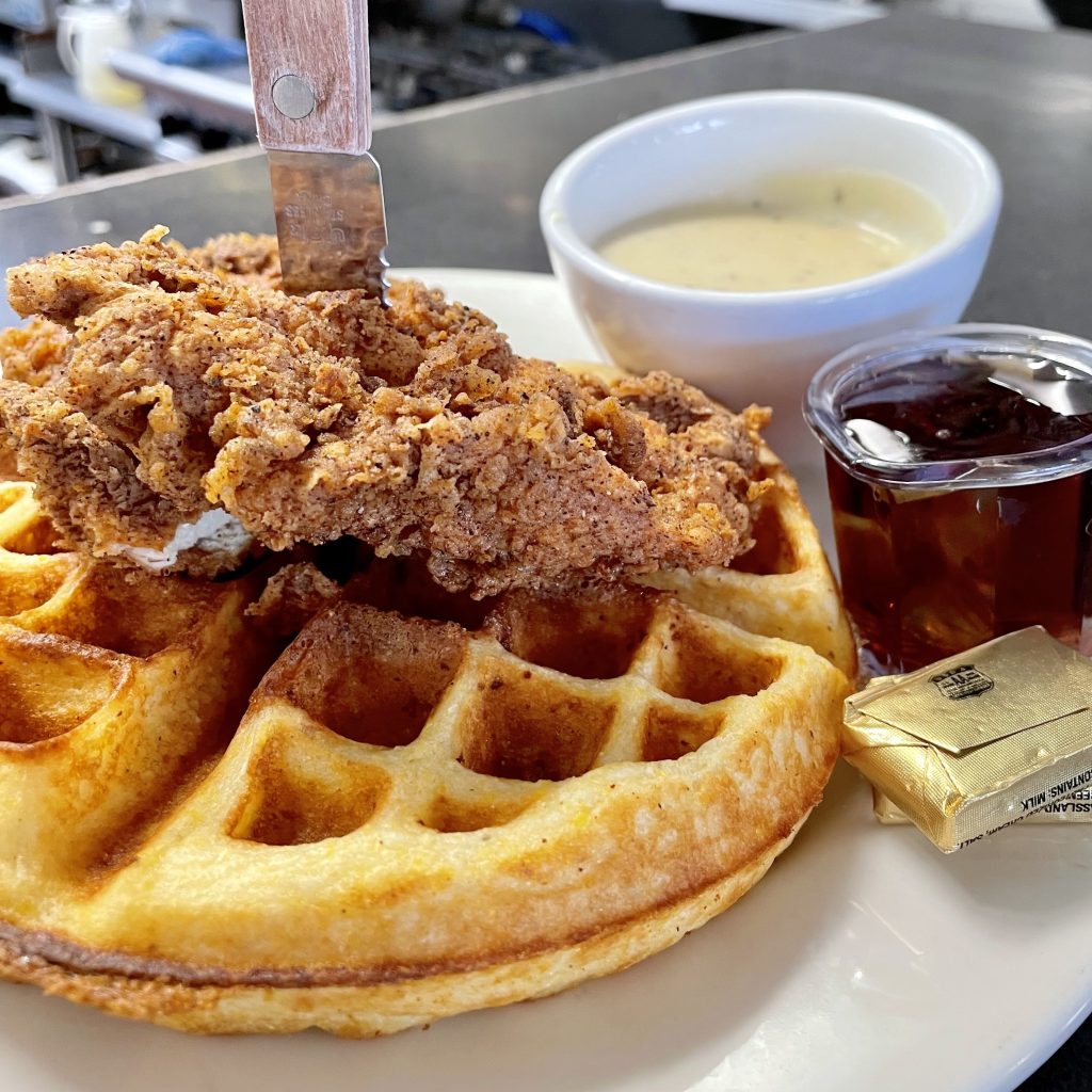 Grits Waffle & Fried Chicken